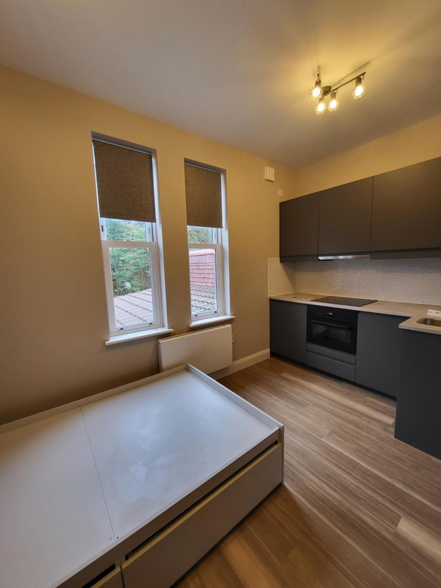 Sands House - Luxury Modern Studios With Secure Parking In Epsom, Surrey חדר תמונה