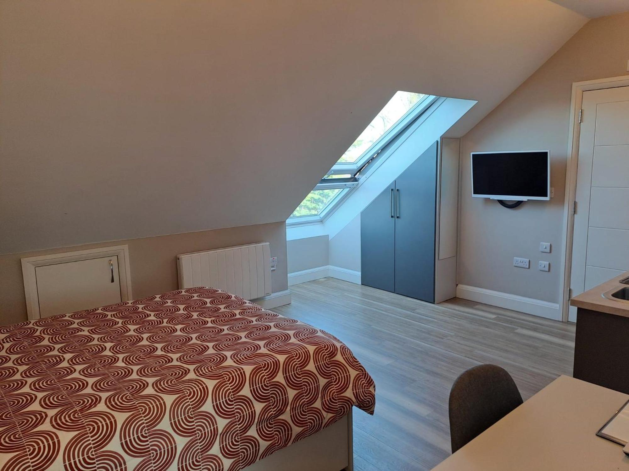 Sands House - Luxury Modern Studios With Secure Parking In Epsom, Surrey חדר תמונה